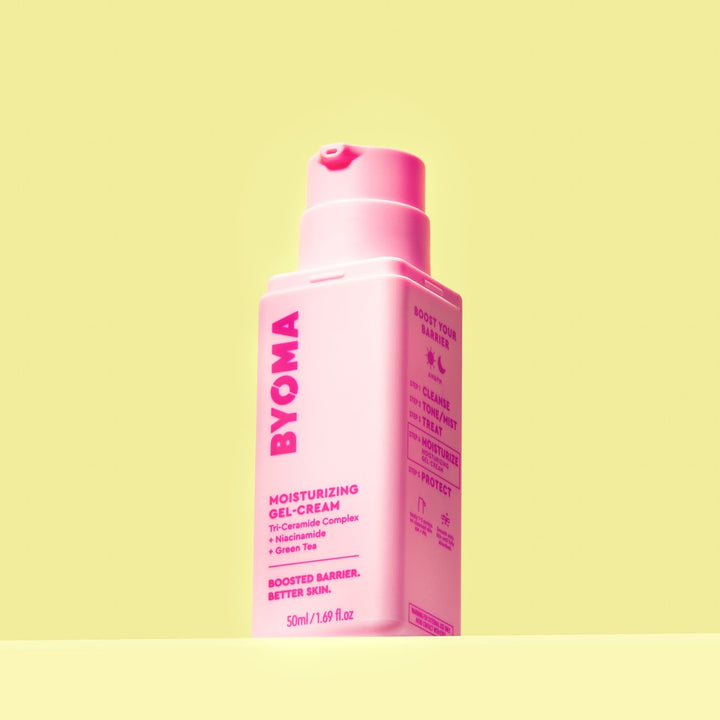 Gel-Crème Hydratant BYOMA dans un flacon rose.