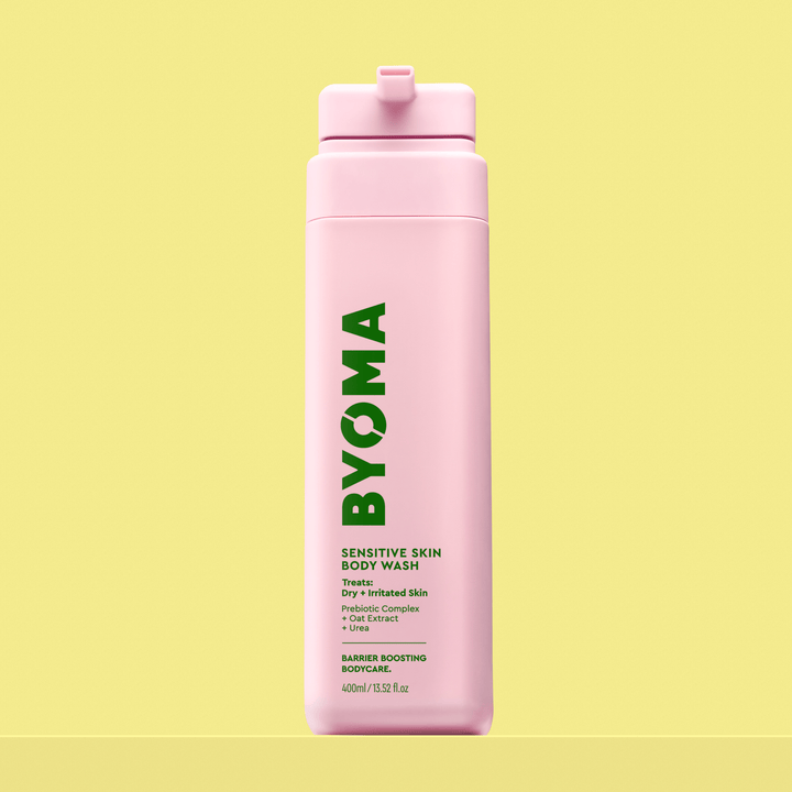 LAVANT CORPS PEAU SENSIBLE BYOMA sur fond jaune.